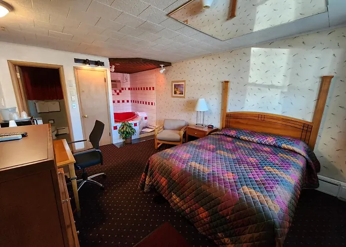 Riviera Motel